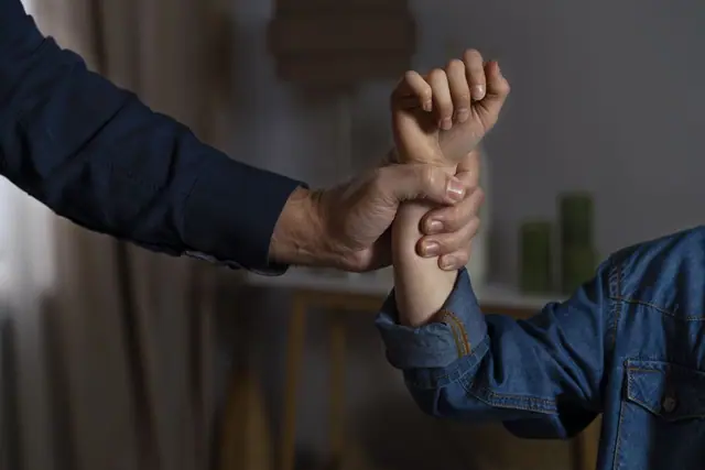How Does Domestic Abuse Affect Child Contact Decisions in Scotland?